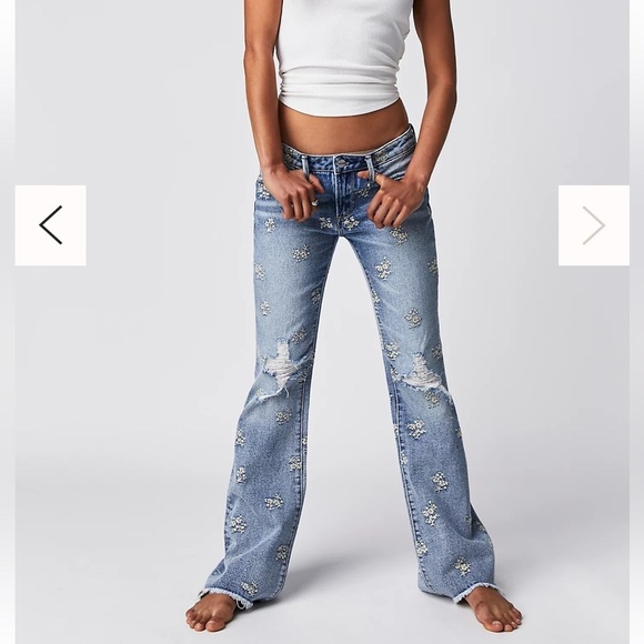 Free People Blue Floral Flare Jeans - Picture 2 of 16